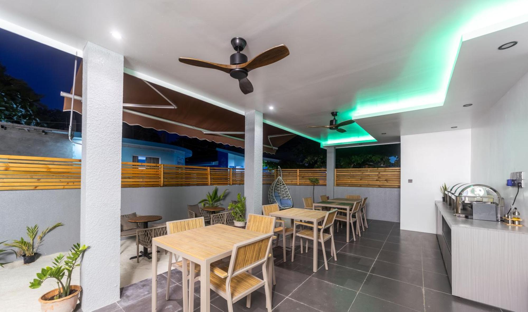 Kirulhiya Maldives Hotel Omadhoo Eksteriør bilde