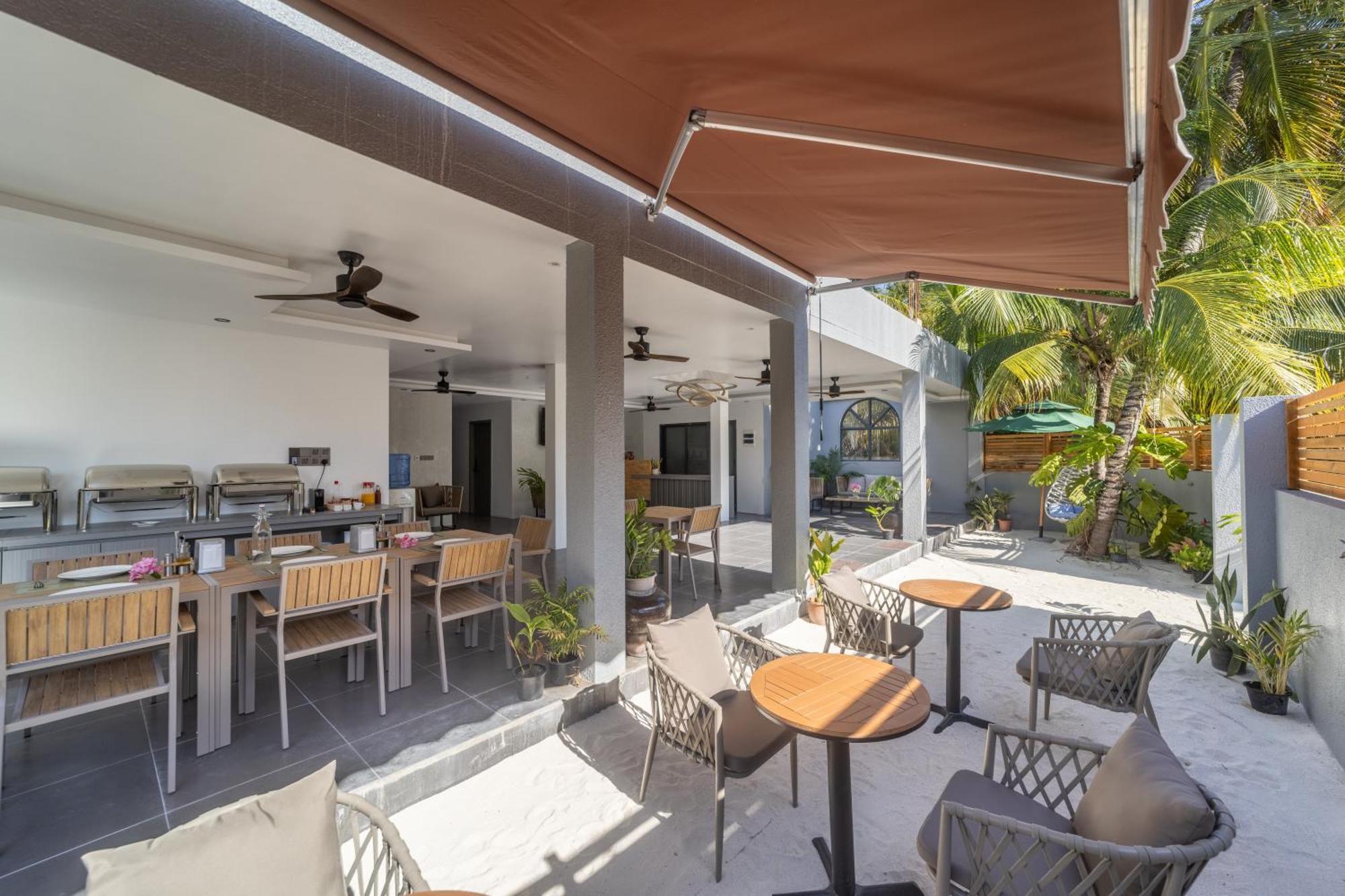 Kirulhiya Maldives Hotel Omadhoo Eksteriør bilde
