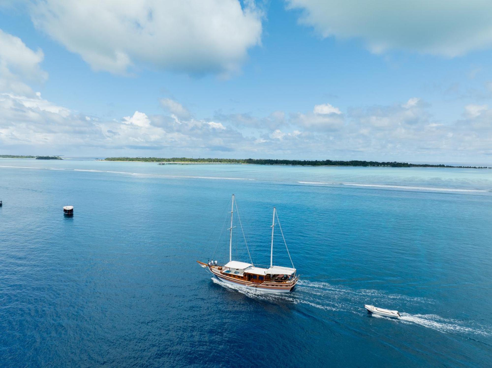Kirulhiya Maldives Hotel Omadhoo Eksteriør bilde