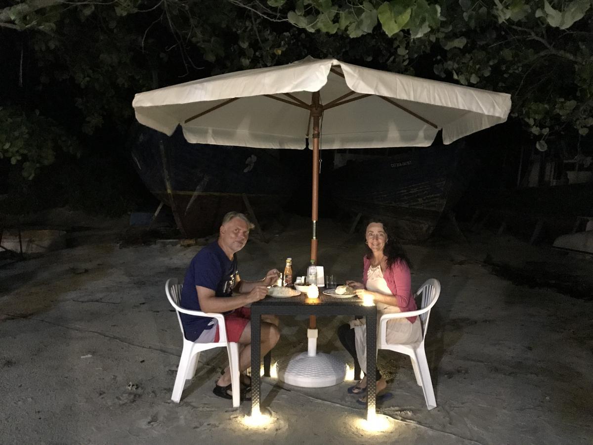 Kirulhiya Maldives Hotel Omadhoo Eksteriør bilde