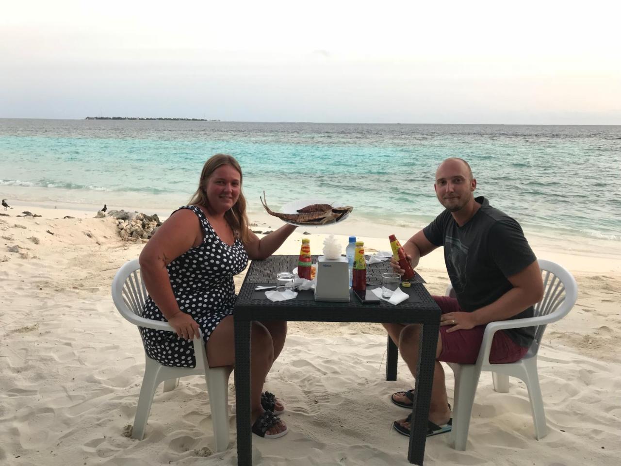 Kirulhiya Maldives Hotel Omadhoo Eksteriør bilde